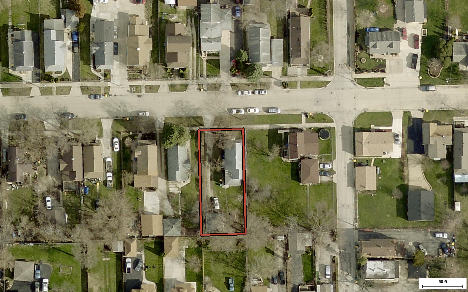 Aerial view with the parcel boundary